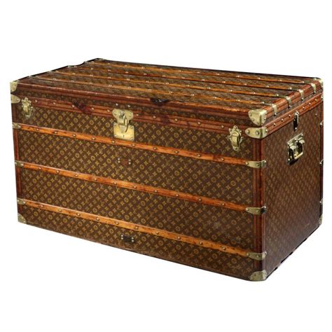 louis vuitton trunk used|cost of louis vuitton trunk.